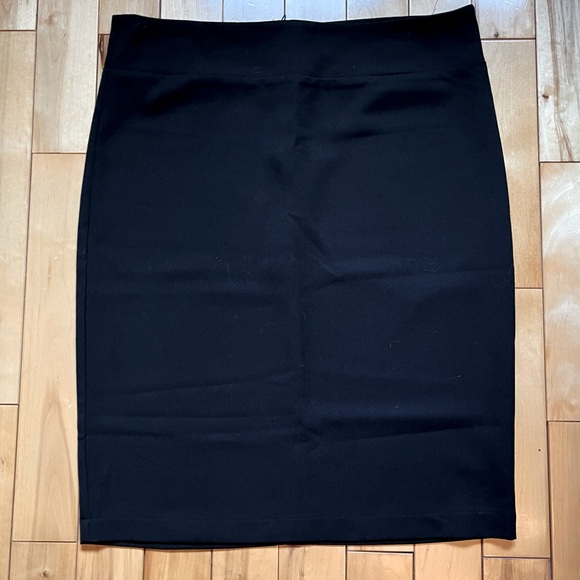UK2LA Women’s Black Pencil Skirt Size 13 - Picture 2 of 5